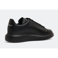 Alexander McQueen Oversized Sneaker Letters Black