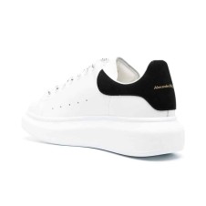 Alexander MCQueen Oversized Sneaker Suede (2)