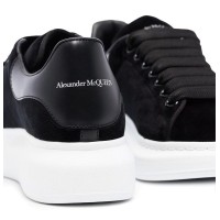 Alexander McQueen Oversized Sneaker Velvet Black