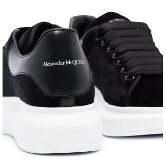 Alexander McQueen Oversized Sneaker Velvet Black