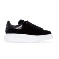 Alexander McQueen Oversized Sneaker Velvet Black