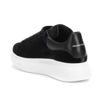Alexander McQueen Oversized Sneaker Velvet Black