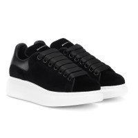 Alexander McQueen Oversized Sneaker Velvet Black