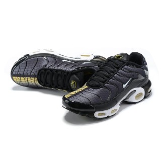 Nike Air Max Plus TN 21 Black White Logo