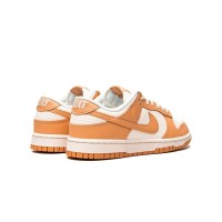 Nike SB Dunk Low Harvest Moon
