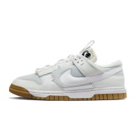 Nike SB Dunk Low Remastered White Gum