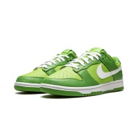Nike SB Dunk Low Retro Chlorophyll