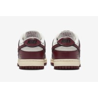 Nike SB Dunk Low SE Just Do It Sail Team Red