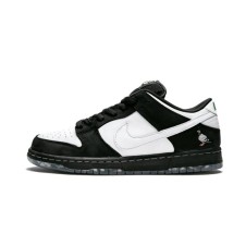 Nike SB Dunk Low Staple Panda Pigeon