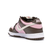 Nike SB Dunk Low Stussy Cherry Green