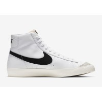 Nike Blazer Mid 77 Vintage Bianca Logo Nero