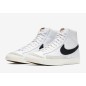 Nike Blazer Mid 77 Vintage Bianca Logo Nero