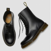Dr.Martens 1490 High Boots Smooth Black