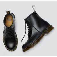 Dr. Martens 1460 Smooth Ankle Boots Black