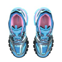 Sneakers Balenciaga: stile, lusso e comfort unico | Streetwalk