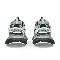 Sneakers Balenciaga: stile, lusso e comfort unico | Streetwalk