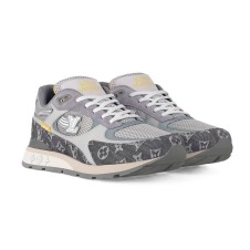 Louis Vuitton Run Away Grey
