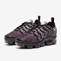 Shop Nike Air Vapormax Plus Grigio Nera Uomo Donna | Top Quality | Streetwalk