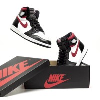 Nike Air Jordan 1 Retro High OG Gym Red