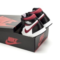 Nike Air Jordan 1 Retro High OG Gym Red