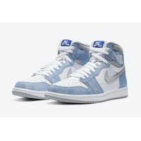 Nike AIr Jordan 1 Retro OG Hyper Royal 1