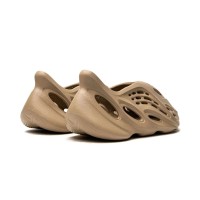 Shop Adidas Yeezy Foam Runner Mist Uomo Donna | Top Quality | Streetwalk