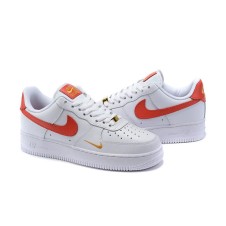 Nike Air Force 1 07 Essential Red