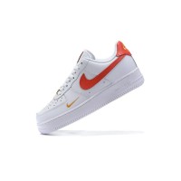 Nike Air Force 1 07 Essential Red