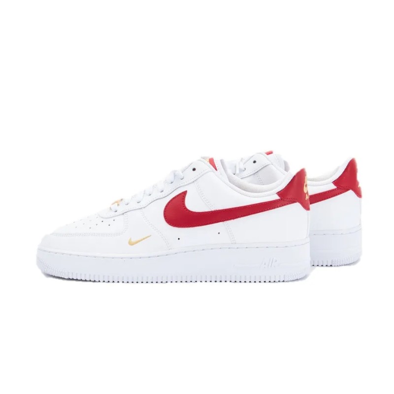 Nike Air Force 1 07 Essential Red