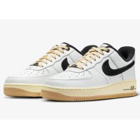 Nike Air Force 1 Low Command