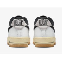 Nike Air Force 1 Low Command