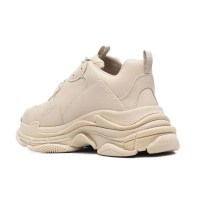 Sneakers Balenciaga Triple S – Stile unico, lusso e comfort premium | Streetwalk