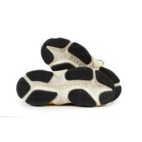 Sneakers Balenciaga Triple S – Stile unico, lusso e comfort premium | Streetwalk