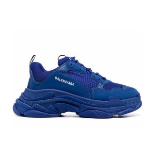 Sneakers Balenciaga Triple S – Stile unico, lusso e comfort premium | Streetwalk