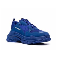 Sneakers Balenciaga Triple S – Stile unico, lusso e comfort premium | Streetwalk