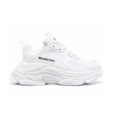 Sneakers Balenciaga Triple S – Stile unico, lusso e comfort premium | Streetwalk