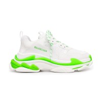 Sneakers Balenciaga Triple S – Stile unico, lusso e comfort premium | Streetwalk