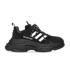 Sneakers Balenciaga Triple S – Stile unico, lusso e comfort premium | Streetwalk