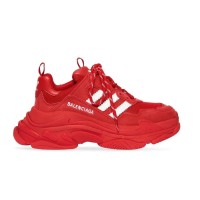 Sneakers Balenciaga Triple S – Stile unico, lusso e comfort premium | Streetwalk