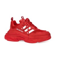Sneakers Balenciaga Triple S – Stile unico, lusso e comfort premium | Streetwalk