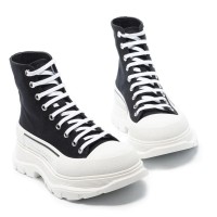 Alexander McQueen Tread Slick Boot Black White