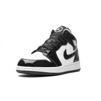 Nike Air Jordan 1 MID Carbon Fiber 1