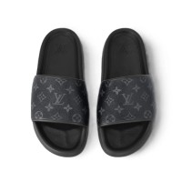 Sneakers Louis Vuitton: L’eleganza del Lusso e Design Moderno | Streetwalk