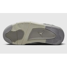 Nike Air Jordan 4 Retro Frozen Moments